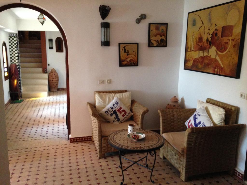 אווריר Villa Sunset B&B מראה חיצוני תמונה