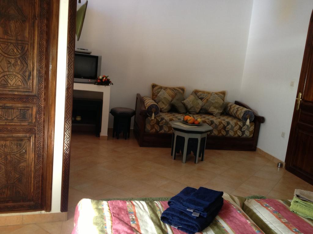 אווריר Villa Sunset B&B מראה חיצוני תמונה