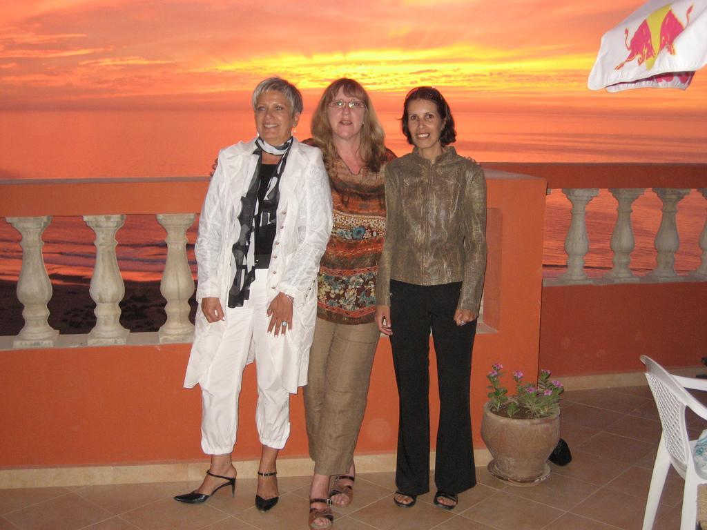 אווריר Villa Sunset B&B מראה חיצוני תמונה
